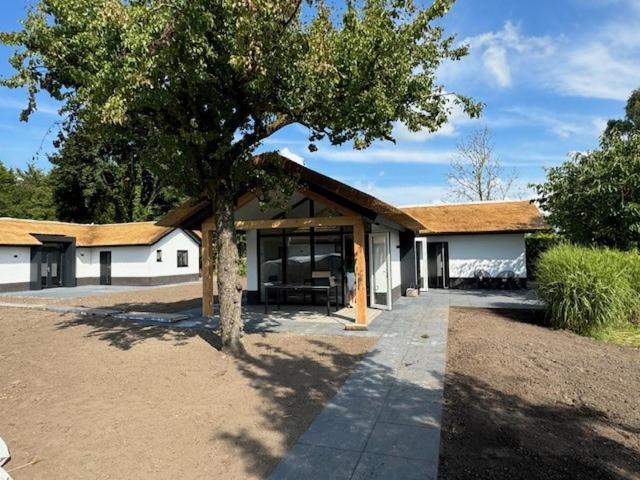 Recreatiepark De Markplas Opheusden Exteriör bild